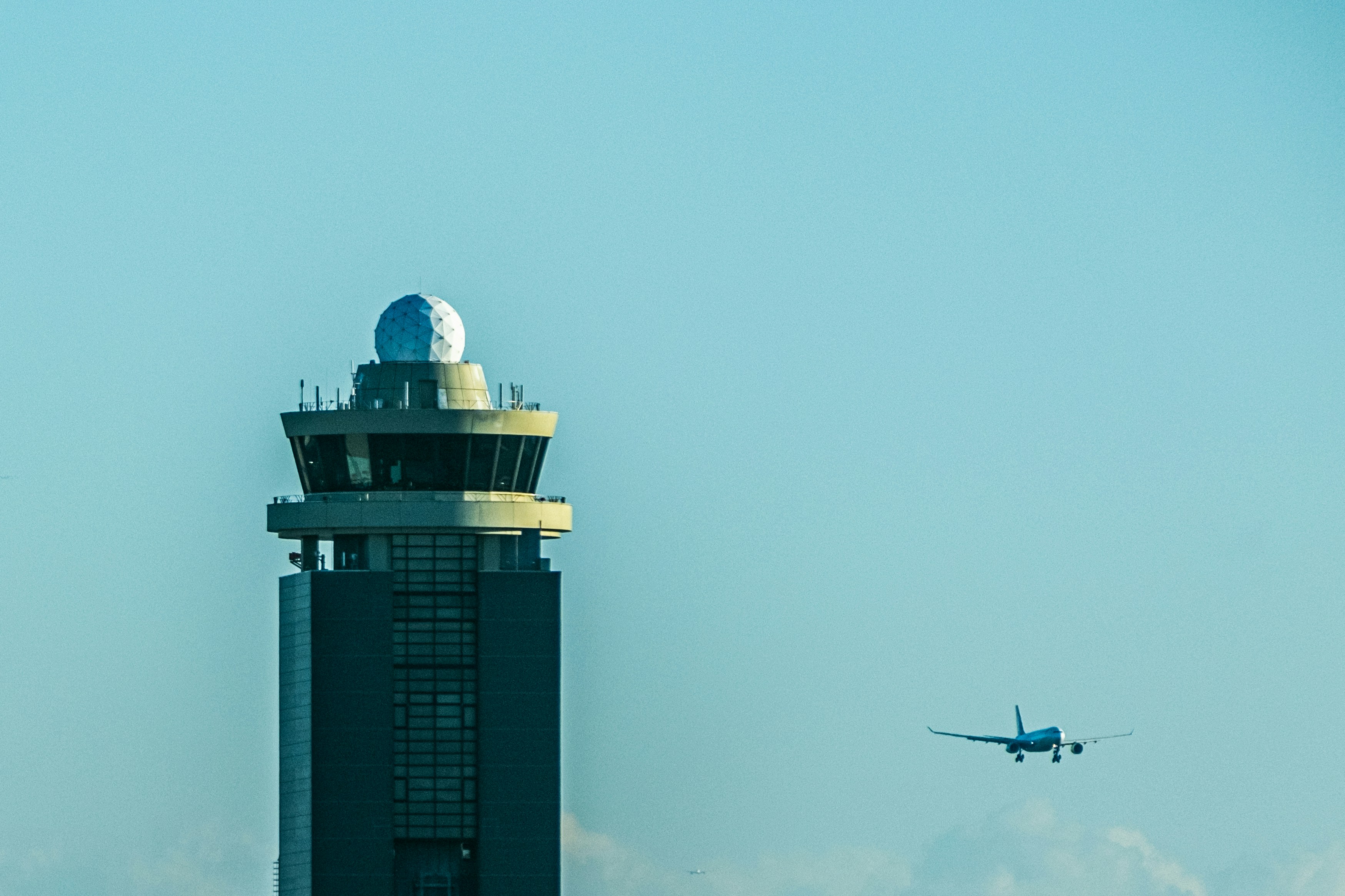 Airplane Header